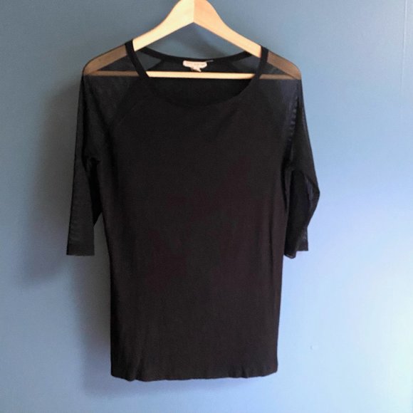 Black shirt with mesh 3/4 length sleeves - Picture 3 of 7